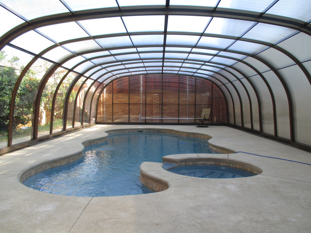 Read more about the article Vantaggi di coperture per piscine telescopiche in autunno