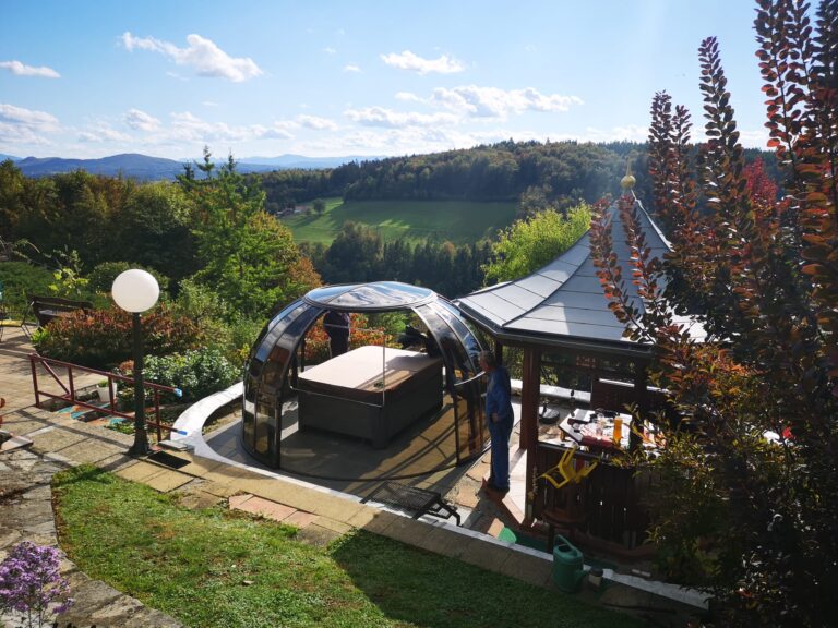 Read more about the article Cupola trasparente per idromassaggio spa